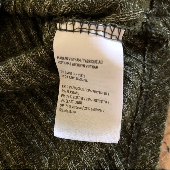 American Eagle Outfitters 🦅 Soft & Sexy Rib Long Sleeve - Picture 6 of 7